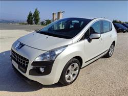 PEUGEOT 3008 1.6 HDi 112CV Tecno