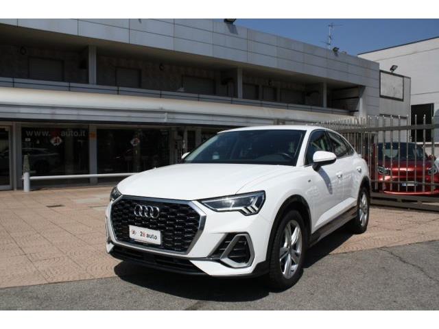 AUDI Q3 35 TDI quattro S tronic S line edition