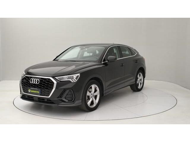 AUDI Q3 35 2.0 tdi Business Plus quattro