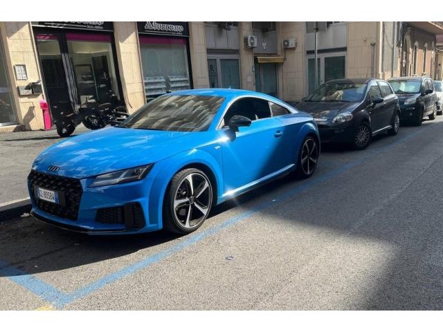 AUDI TT CoupÃ© 40 2.0 tfsi s-tronic