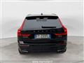 VOLVO XC60 B4 (d) AWD Geartronic R-design