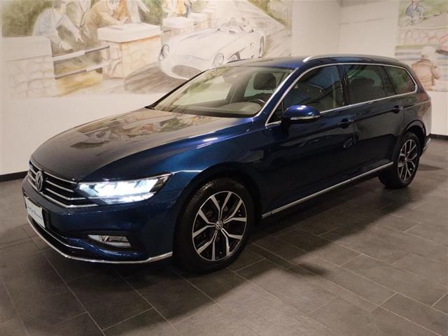 VOLKSWAGEN Passat Variant 2.0 TDI DSG Executive BMT