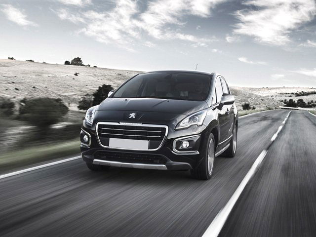 PEUGEOT 3008 130CV EAT8 GT Line ALLGRIP-NAVICOCKPIT-1°PROP