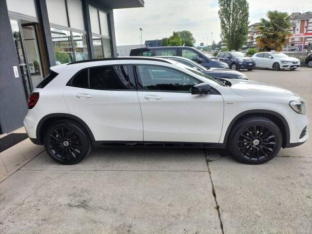 MERCEDES Classe GLA 200 d Premium auto