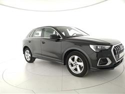 AUDI Q3 35 TDI S tronic Business Advanced