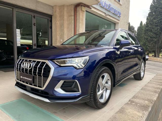 AUDI Q3 35 2.0 TDI S tronic Business Advanced COCKPIT