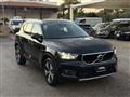 VOLVO XC40 D3 AWD Geartronic Momentum Pro