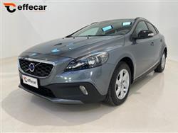 VOLVO V40 CROSS COUNTRY D3 Geartronic Momentum