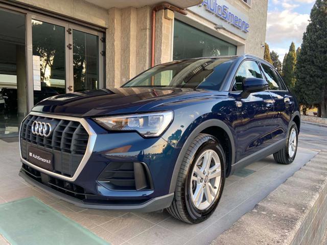 AUDI Q3 35 2.0 TDI S tronic Business COCKPIT