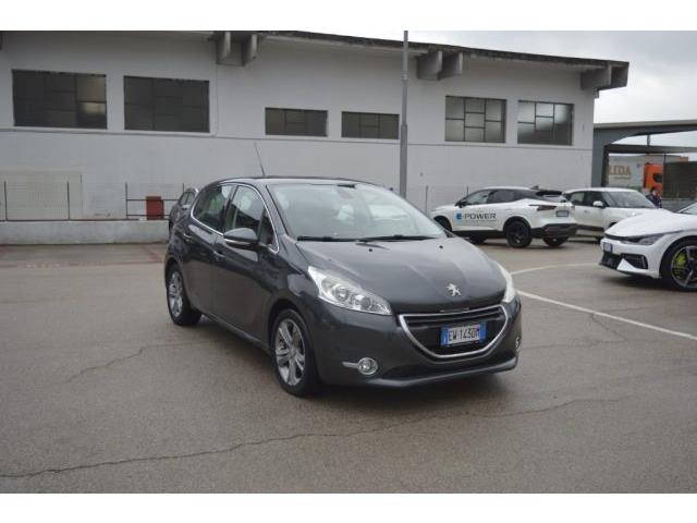 PEUGEOT 208 (2012) 1.4 8V HDi 68CV 5p. Allure