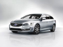 VOLVO V60 (2010) V60 D4 AWD Geartronic Business