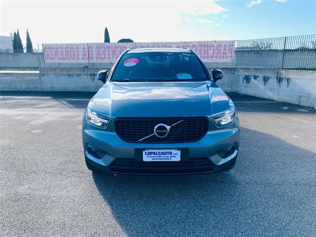 VOLVO XC40 D4 AWD Geartronic R-design