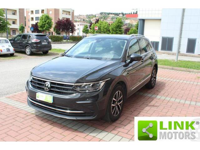 VOLKSWAGEN TIGUAN 2.0 TDI SCR Life garantita e finanziabile