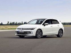 VOLKSWAGEN GOLF 1.5 TSI eHybrid DSG Style