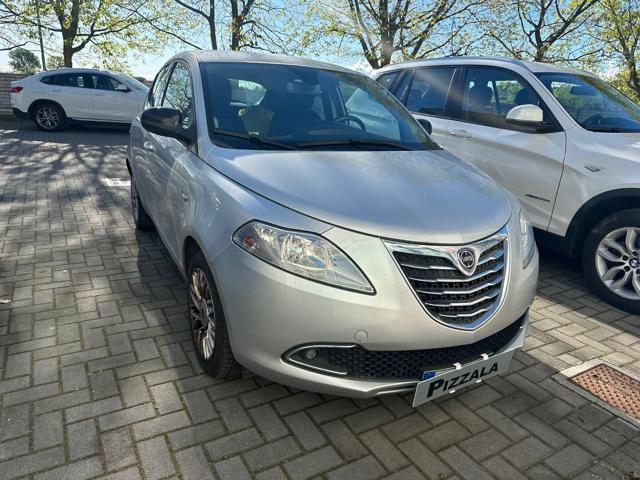 LANCIA YPSILON 1.2 69 CV 5 porte Platinum NEOPATENTATI