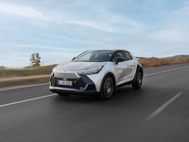 TOYOTA C-HR 2.0H HSD (184 cv) 2WD E-CVT TREND