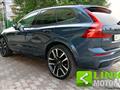 VOLVO XC60 B4 (d) AWD mhev automatico Ultimate Dark