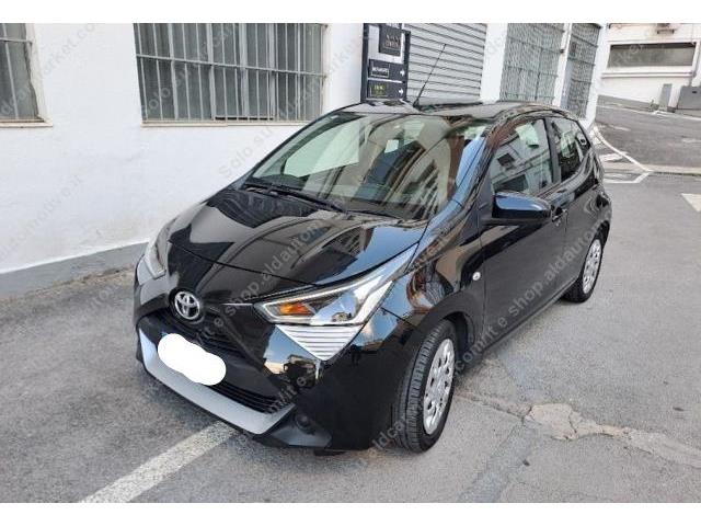 TOYOTA Aygo 1.0 VVT-i 72 CV 5p. x-business