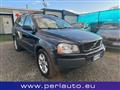 VOLVO XC90 2.4 D5 AWD 7 POSTI