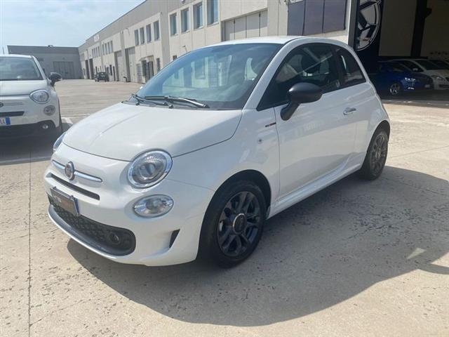 FIAT 500 1.0 Hybrid Connect