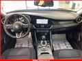 ALFA ROMEO Giulia 2.2 TD AT8 Super IVATA (FARI BIXENO+LED+NAVI)