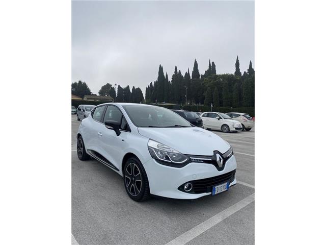 RENAULT CLIO 1.2 75 CV 5 porte Duel