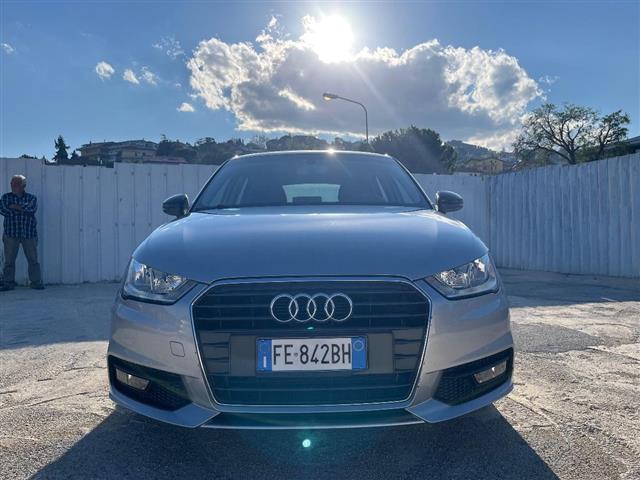 AUDI A1 1.4 TDI S tronic