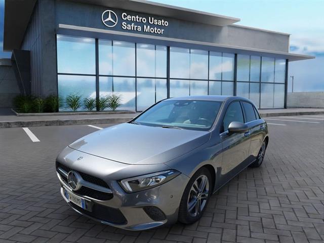 MERCEDES CLASSE A A 200 d Automatic Business