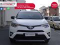 TOYOTA RAV4 2.0 D-4D 2WD Lounge