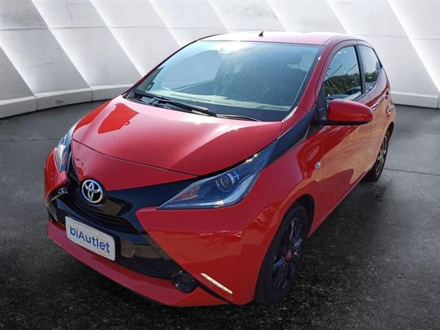 TOYOTA AYGO 1.0 x-play 5p my15