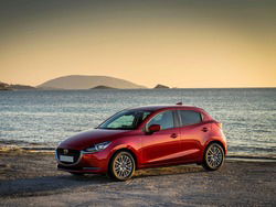 MAZDA 2 Mazda2 1.5 Skyactiv-G 90 CV M Hybrid Evolve