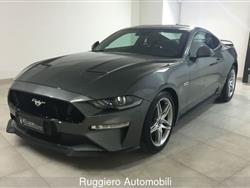 FORD MUSTANG Fastback 5.0 V8 aut. GT