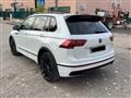 VOLKSWAGEN TIGUAN 2.0 TDI 200 CV SCR DSG 4MOTION R-Line