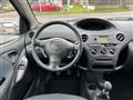 TOYOTA YARIS 1.0i 16V cat 5 porte Sol