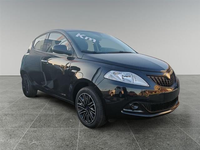 LANCIA YPSILON 1.0 FireFly 5 porte S&S Hybrid Oro