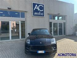 PORSCHE MACAN 2.0