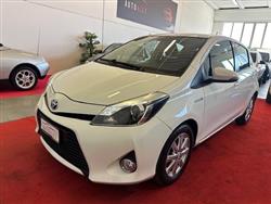 TOYOTA Yaris 5p 1.5h Lounge NEOPATENTATI