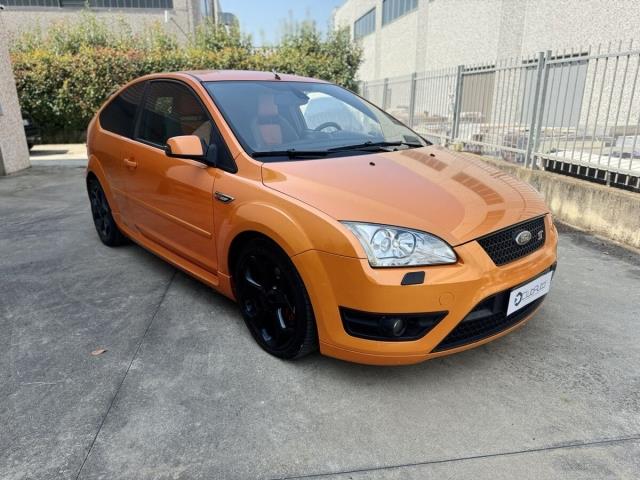 FORD Focus 2.5t 20v ST 225cv 3p