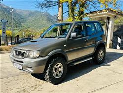 NISSAN Terrano II 2.7 Tdi 3 porte Sport Safari