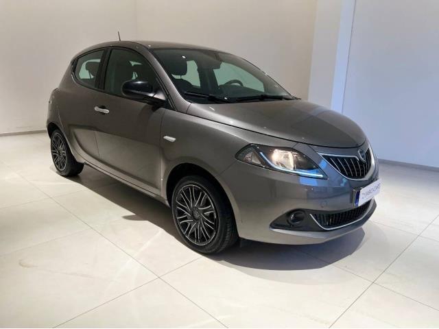 LANCIA Ypsilon 1.0 firefly hybrid Gold s&s 70cv