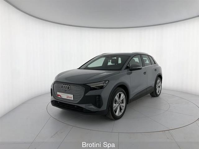 AUDI Q4 e-TRON Q4 40 e-tron Business