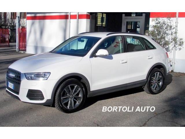 AUDI Q3 2.0 TDI 103.000 KM S-TRONIC BUSINESS FULL