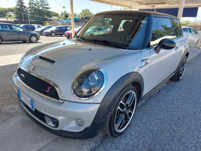 MINI MINI 3 PORTE 1.6 16V Cooper S Automatica fari Bixeno sensori