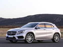 MERCEDES CLASSE GLA 45 AMG 4MATIC 381CV AUTO