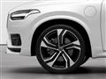 VOLVO XC90 T8 AWD automatico 7 posti Ultra Dark - MY25