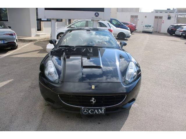 FERRARI CALIFORNIA DCT