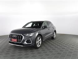 AUDI Q3 40 TDI quattro S tronic Business Advanced