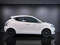 LANCIA YPSILON 1.0 FireFly 5 porte S&S Hybrid Ecochic Silver