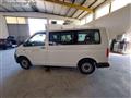 VOLKSWAGEN TRANSPORTER FURGONE CARAVELLE TRASP. 9 PERSONE 2.0 TDI targa FH551BG