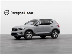 VOLVO XC40 B3 ESSENTIAL AUTOMATICA